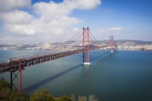 Walk along the Tagus: A different way to explore Lisbon